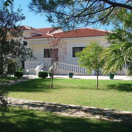 Finikes Kefalonia * سامي