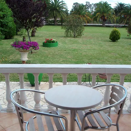 Finikes Kefalonia سامي