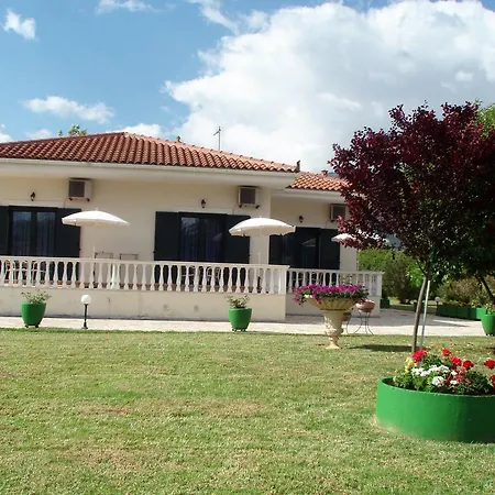 شقة Finikes Kefalonia *